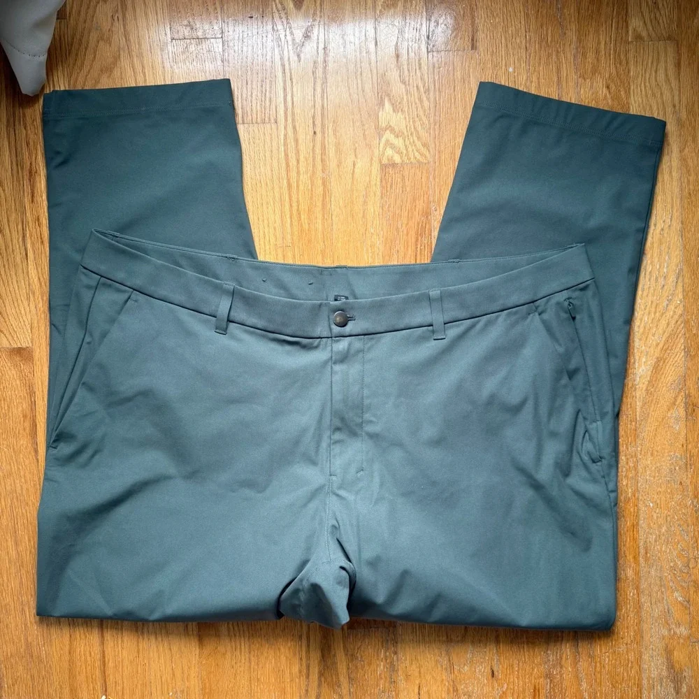 Lululemon ABC Commission Pants Men 46 Hunter Green Warpstreme Golf Chino LM5AO5S